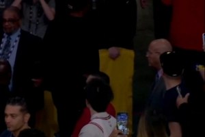 杜兰特的离场之谜：最后时刻，他提前进入球员通道