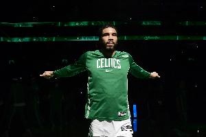 塔图姆称绿军主场气氛震撼，季后赛经历倍感珍惜