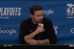 雷迪克体育评论：詹皇攻防全能定义季后赛