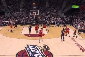 米切尔绝杀世界波 斯特鲁斯压哨回应 精彩场面回顾