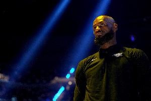 NBA历史排名：詹姆斯季后赛胜场184场超越马刺全队