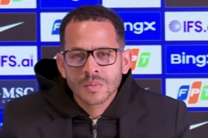 罗塞尼尔：恩佐无袖标有队长担当，曼联一射定胜负