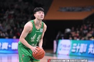 鄢手骐惨淡发挥辽宁主场失利6投1中三分0正负值-17创差值