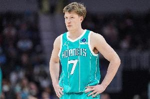 查尔斯·李点评克尼佩尔：需增强领导风采 在关键时刻勇敢发声