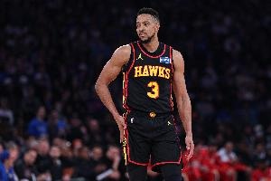 老鹰麦科勒姆控诉布伦森“演”技犯：等着罚钱翻案