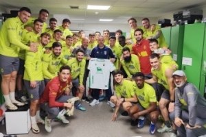 里贝里投身教练事业，驻足桑坦德基地学习