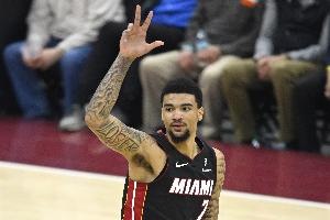 韦尔22岁大寿，热火官方送上祝福与数据