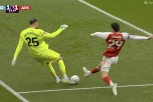 多纳鲁马犯错，哈弗茨把握机会，阿森纳扳平曼城比分