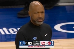 活塞队10-0高潮击溃魔术，分差仅1分