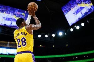 八村塁状态火热 贡献14分