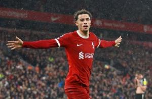 回声报利物浦球员评分：柯蒂斯·琼斯9分最高，科纳特、伊萨克5分