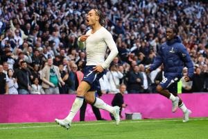 连续15轮不胜！热刺2-2遭布莱顿补时绝平 西蒙斯传射+世界波