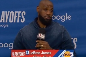 詹姆斯首场季后赛经历：2006年奇才主场紧张如死棋