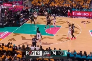 阿夫迪亚三分力挽狂澜 队伍苦苦支撑