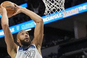 戈贝尔38分钟攻防一体，两亿身价证明价值