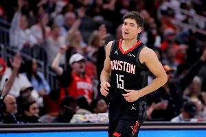 谢泼德后劲不足 火箭吞败仗