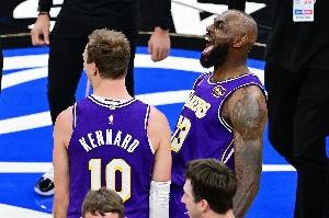 季后赛开战倒计时：湖人首发五人名单出炉