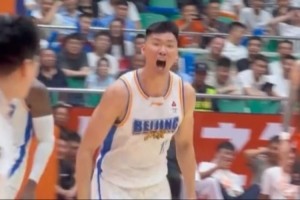 范子铭上一场三分狂喜本场轮休