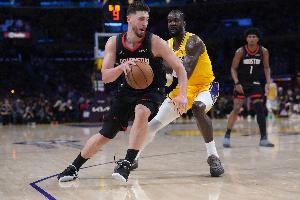 申京舞台未获精彩表现，火箭G1暴露核心短板