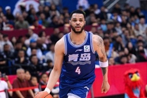 青岛男篮前瞻：韦瑟斯庞临近复出 常规赛第七名决定季后赛对手