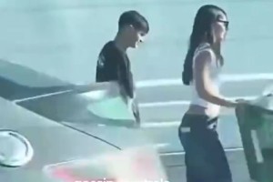 球星私服曝光：佩德里情侣低调逛超市，与球迷自然合影