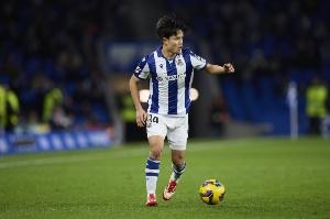 久保建英首获国际大赛冠军：日本足球新星展望世界杯