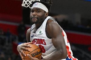 前坏孩子马洪告诫斯图尔特：别惹麻烦 做个老练球员