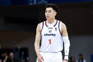 本土最佳球员出炉：刘颜诚当选，统治力尽显