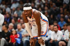 亚历山大半场数据解析：15分3助攻罚球稳定显实力