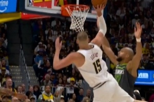 约基奇神来之笔：失衡2+1与补篮锦上添花