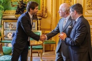 查尔斯国王会晤前阿森纳球员：生物经济转型成焦点议题