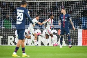 巴黎止步连胜 里昂2-1取胜暂居积分榜头名