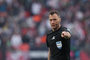 德国杯半决赛战事：茨瓦尔临场执法勒沃库森vs拜仁