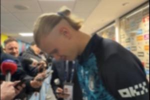 哈兰德：我的身上有不少抓伤，有时候我女朋友看了都不高兴