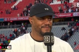 孔帕尼：夺冠喜悦与杯赛挑战并存