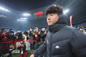 邝兆镭表现未获马德兴认可，青岛海牛小将亟待身体强化