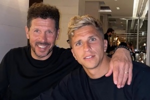 27岁退役九个月后复出，吉安卢卡·西蒙尼加盟马德里阿根廷人