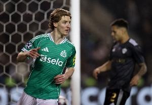 拜仁戈登交易僵局：关键条款待纽卡协议解决