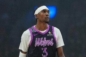 麦克丹尼尔斯投篮6记难掩颓势，负值-17创全场新低