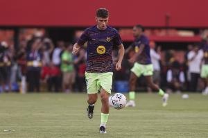 费尔明戴面罩训练，有望迎战塞尔塔