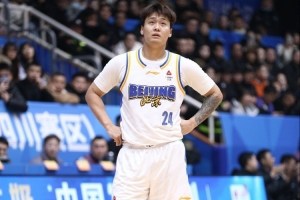 京媒透露今晚北京队无赵睿曾凡博