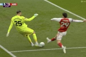 曼城遇冷，阿森纳扳平比分！多纳鲁马失误送良机