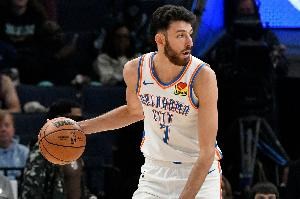 霍姆格伦首节贡献13分6板，雷霆119-84太阳