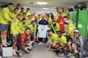 里贝里现身桑坦德基地，攻读教练资格认证