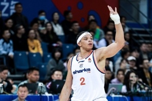 卢伟透露洛夫顿与白边恢复不顺