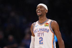 雷霆闪电战胜太阳，亚历山大三节爆发轰25分