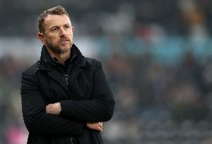 莱斯特城连败主帅崩溃：关键时刻屡屡失误