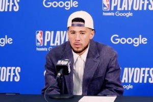 布鲁克：卫冕冠军实至名归 提升决策力与减少失误是关键