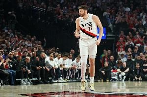 克林根表现低迷，21分钟仅4分