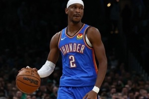 亚历山大季后赛低迷！18投5中难掩雷霆强势